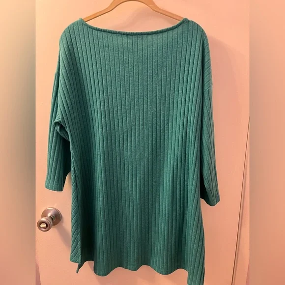 Lane Bryant Tunic Top Women's 14/16 Green Ribbed Knit 3/4 Sleeve Comfy - Picture 6 of 6